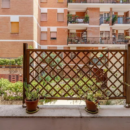 Apartment Modern In Portuense